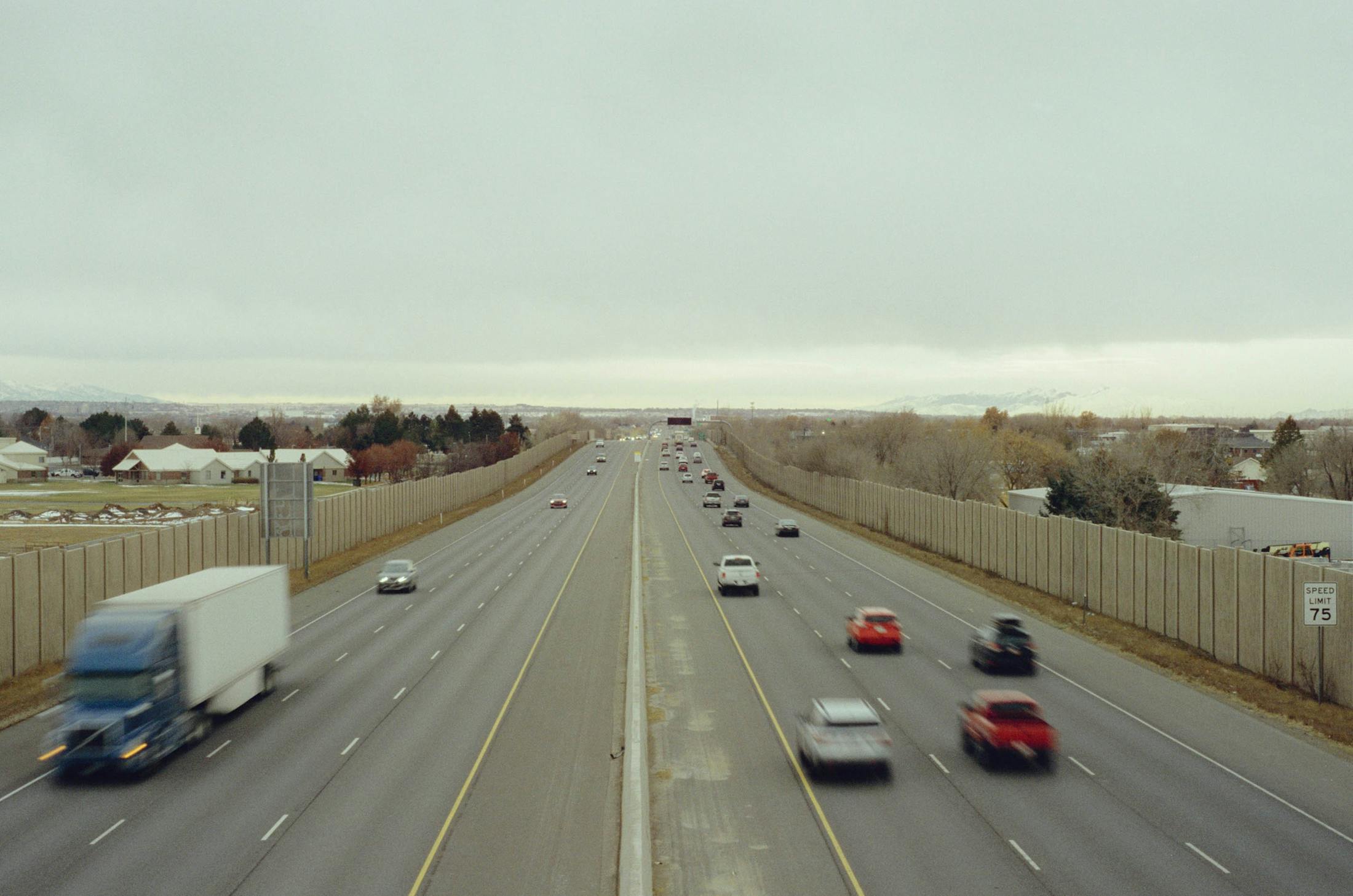Vehicle occupancy survey traffic context